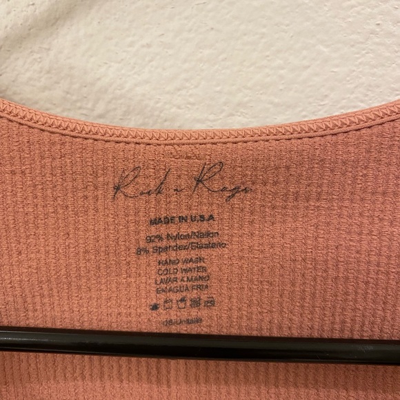 Pink low cut stretchy bralette *one size* - Picture 3 of 3